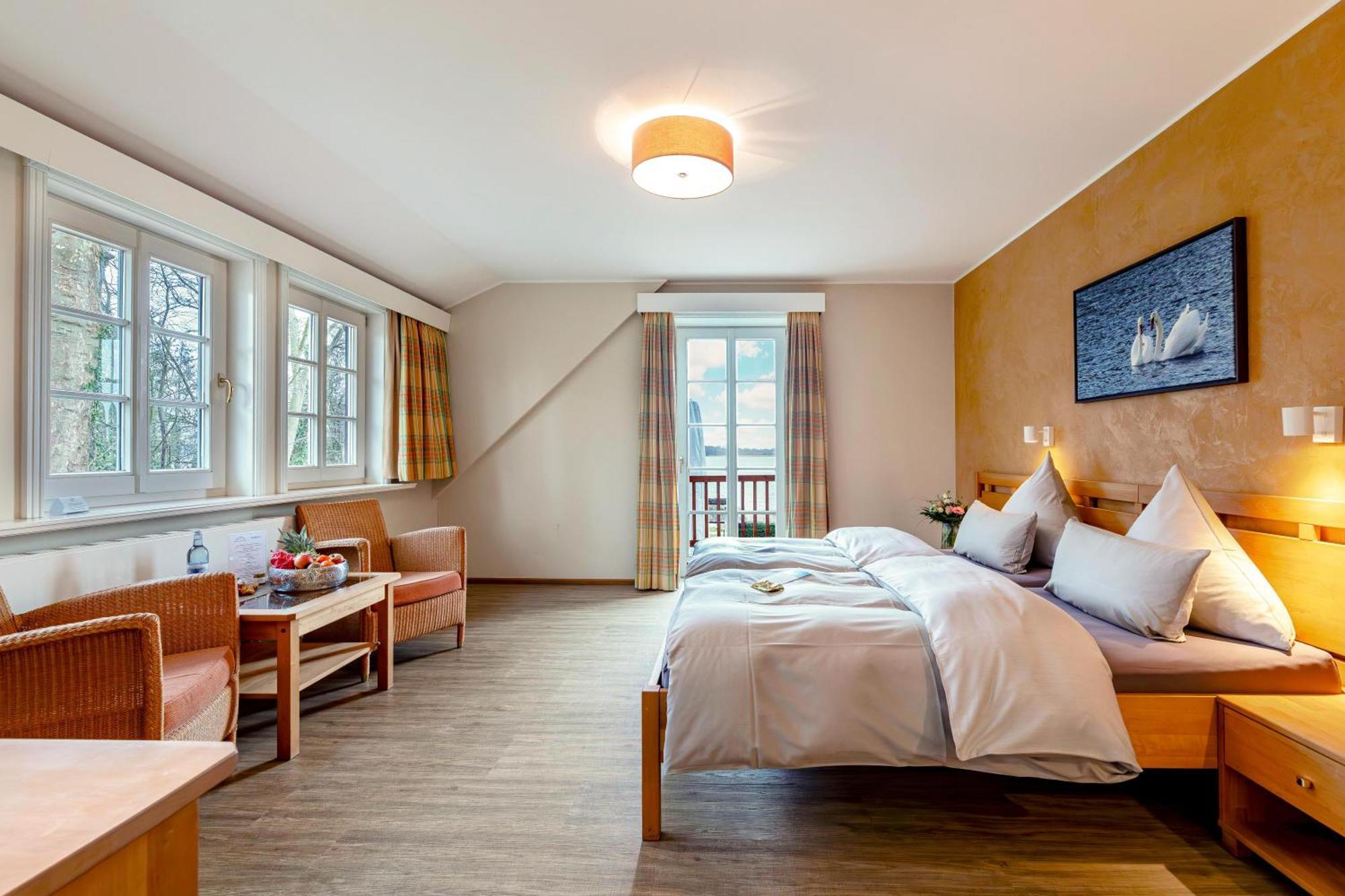 Seehotel Zarrentin Zarrentin am Schaalsee Exterior foto
